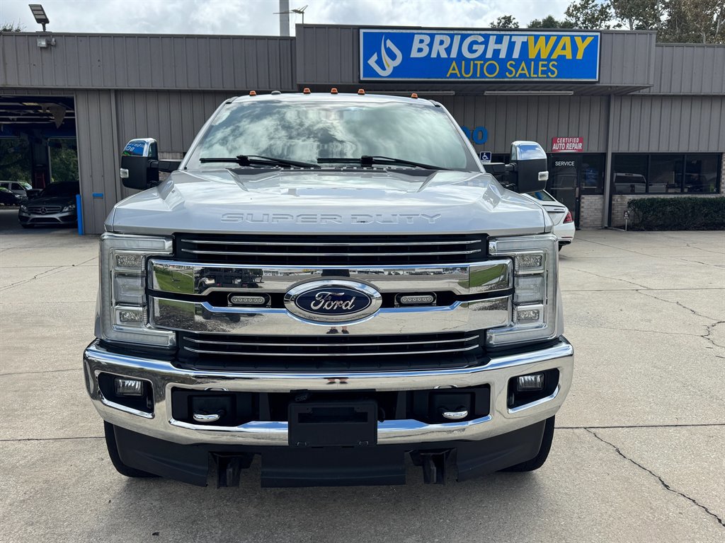 Used 2017 Ford F350 Lariat w/ Lariat Ultimate Package image 4