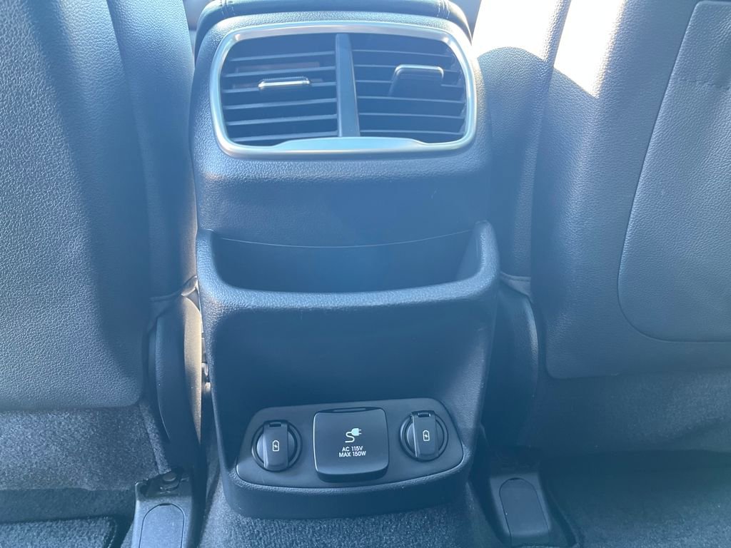 Used 2020 Hyundai Santa Fe Limited image 34