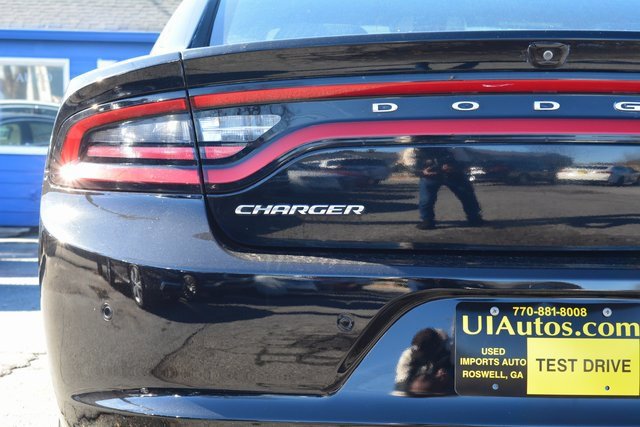 Used 2021 Dodge Charger SXT w/ Leather Interior Group image 6