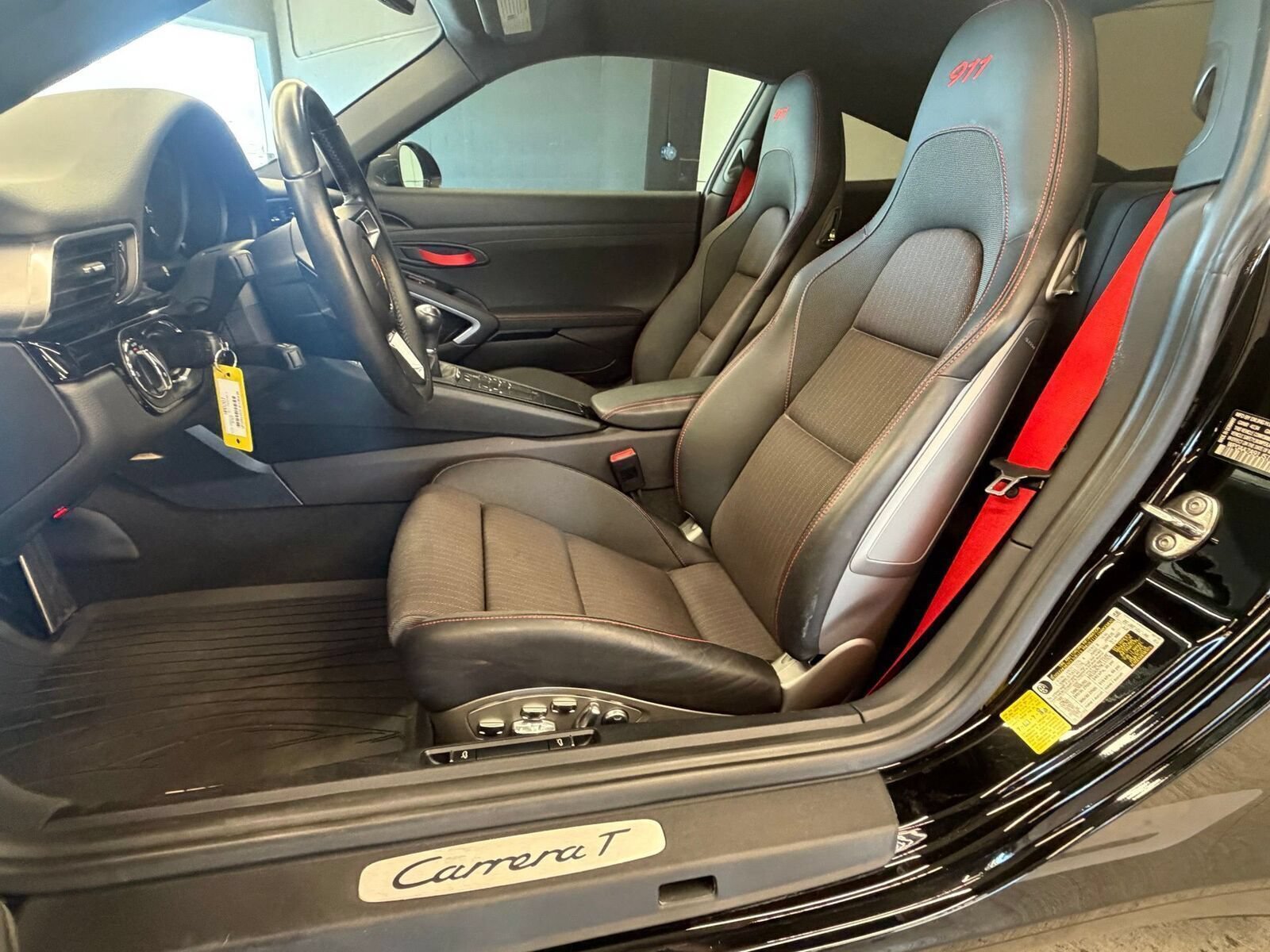 Certified 2018 Porsche 911 Carrera image 7