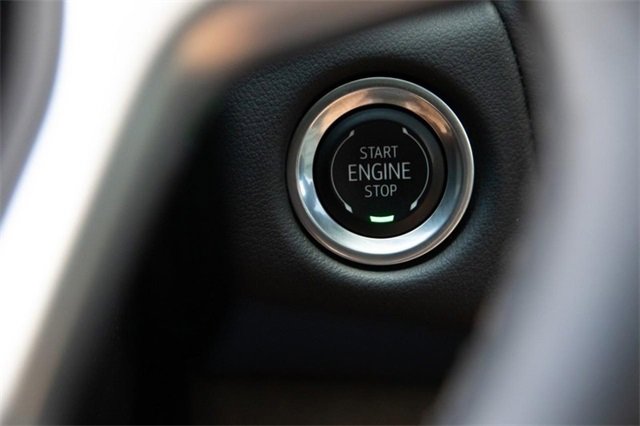 Used 2024 Chevrolet Tahoe Z71 w/ Luxury Package image 19
