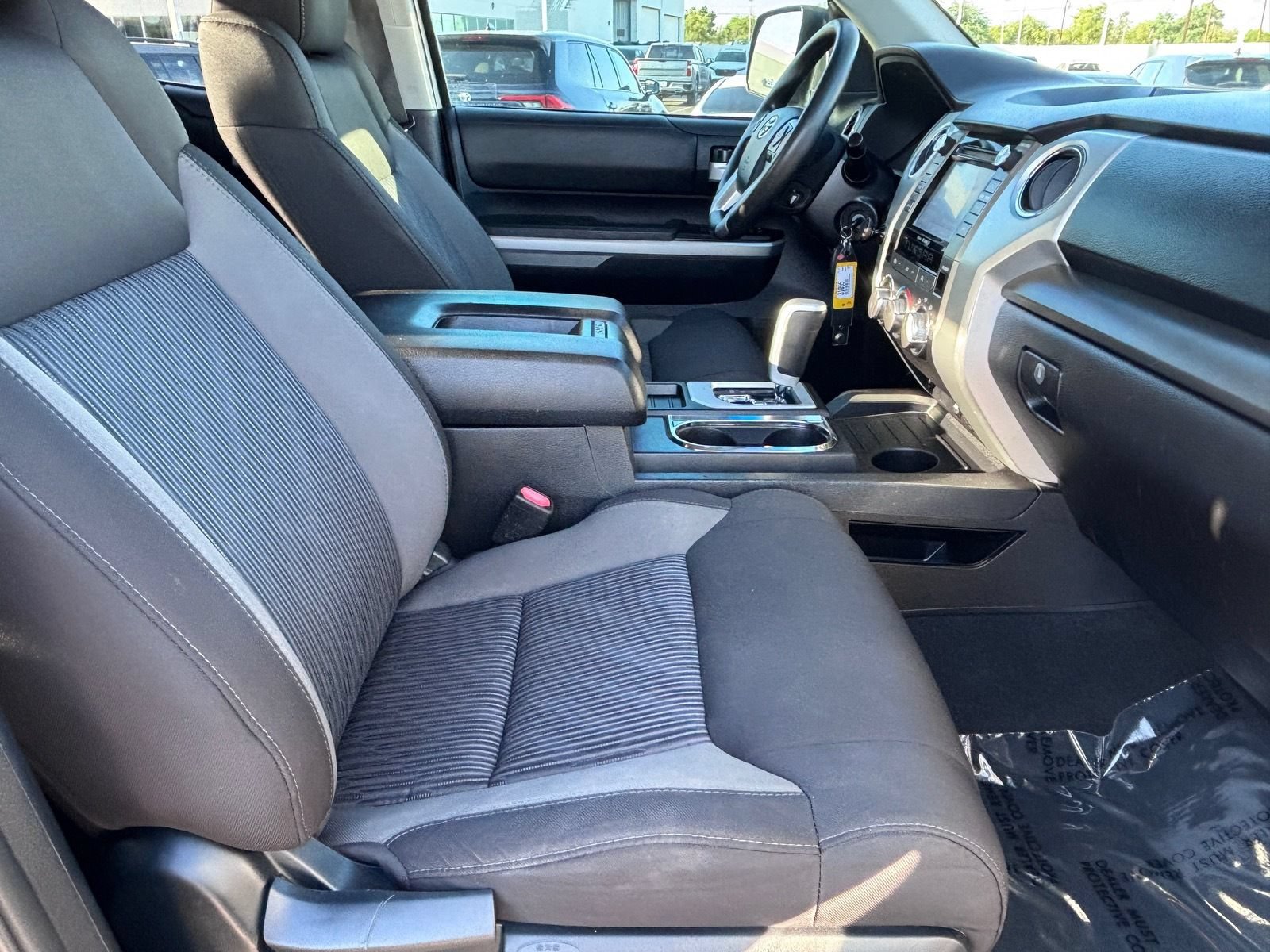 Used 2015 Toyota Tundra SR5 w/ SR5 Upgrade Package RWD image 14