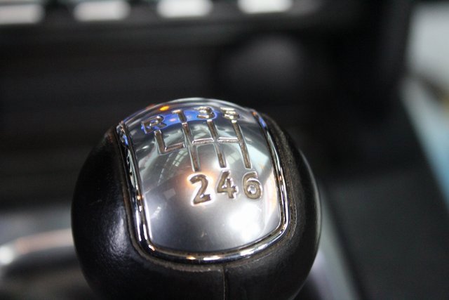 Used 2021 Ford Mustang Convertible image 19