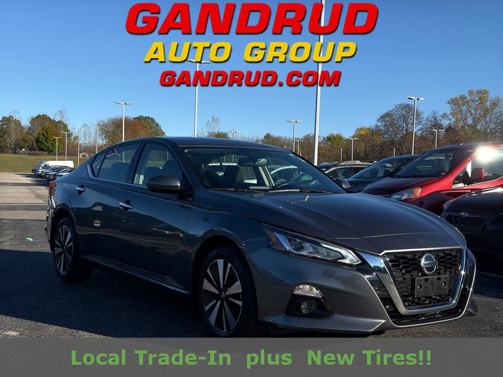 Certified 2020 Nissan Altima 2.5 SV image 1