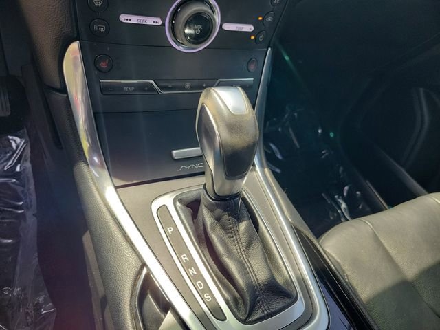 Used 2016 Ford Edge Titanium w/ Technology Package FWD image 23