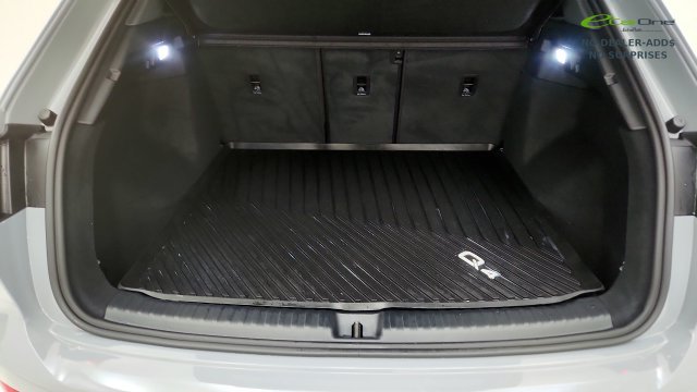 Used 2024 Audi Q4 e-tron Premium Plus w/ Premium Plus AWD/4WD image 31