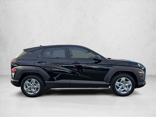 New 2027 Hyundai Kona SE FWD image 7