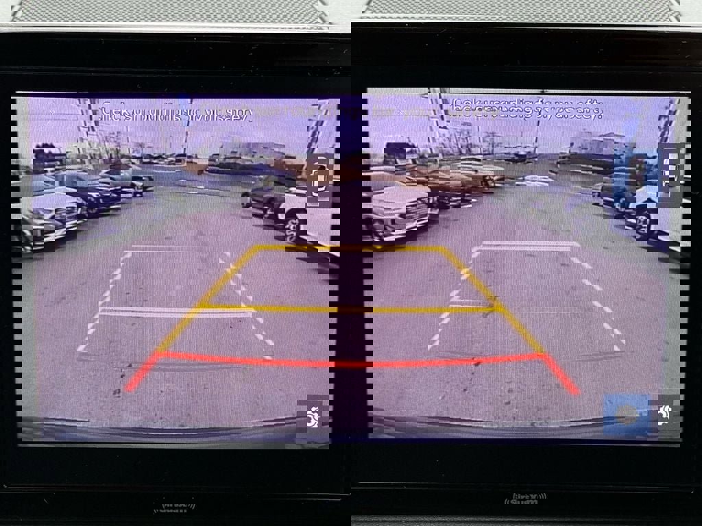 Used 2022 Hyundai Santa Fe SEL w/ Convenience Package image 28