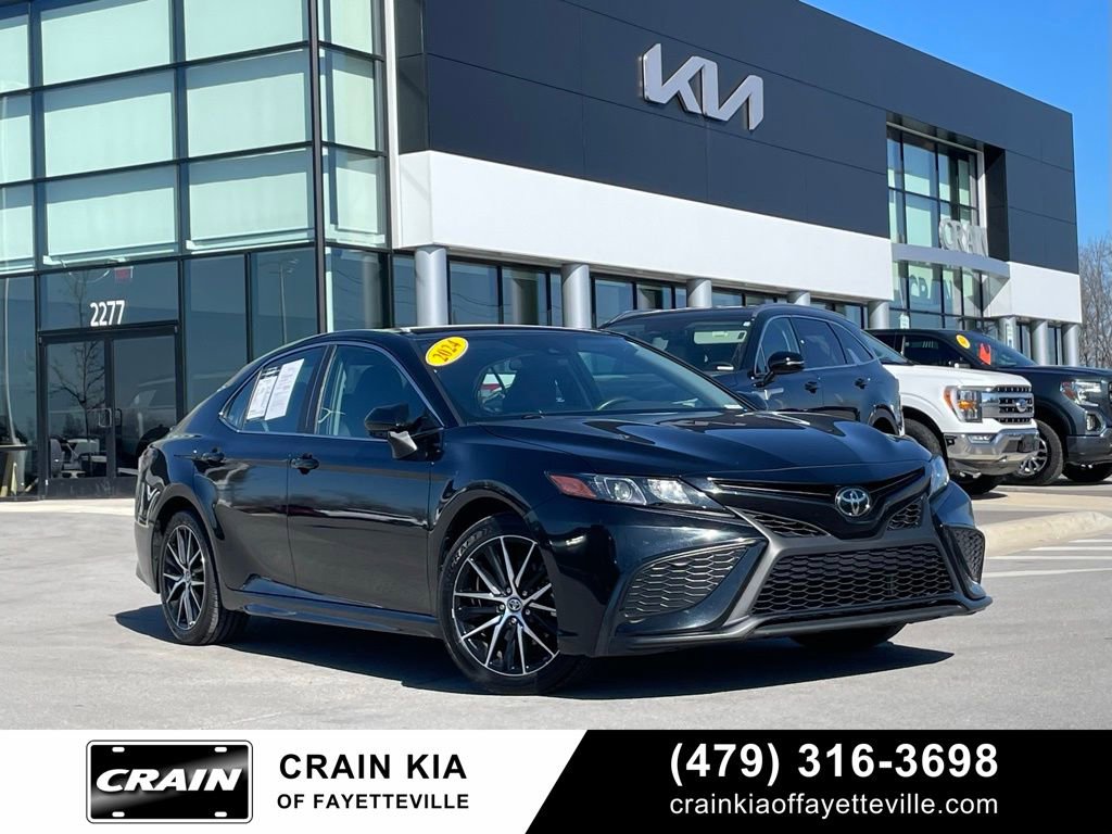 Used 2024 Toyota Camry SE