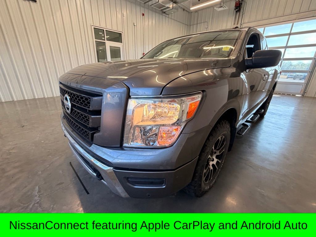Used 2021 Nissan Titan SV w/ SV Convenience Package image 11