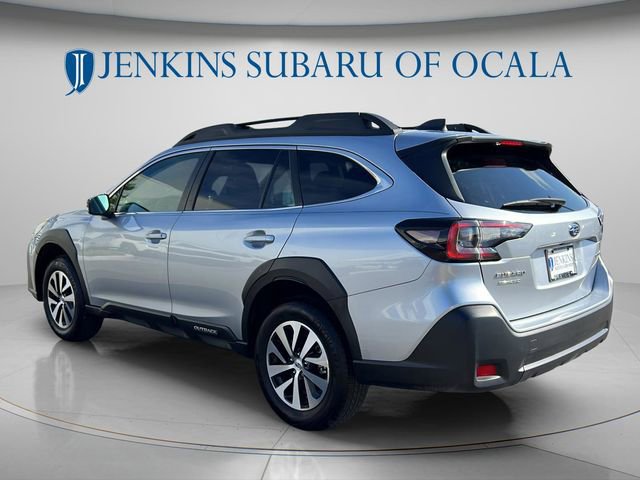 Used 2025 Subaru Outback Premium AWD/4WD image 5