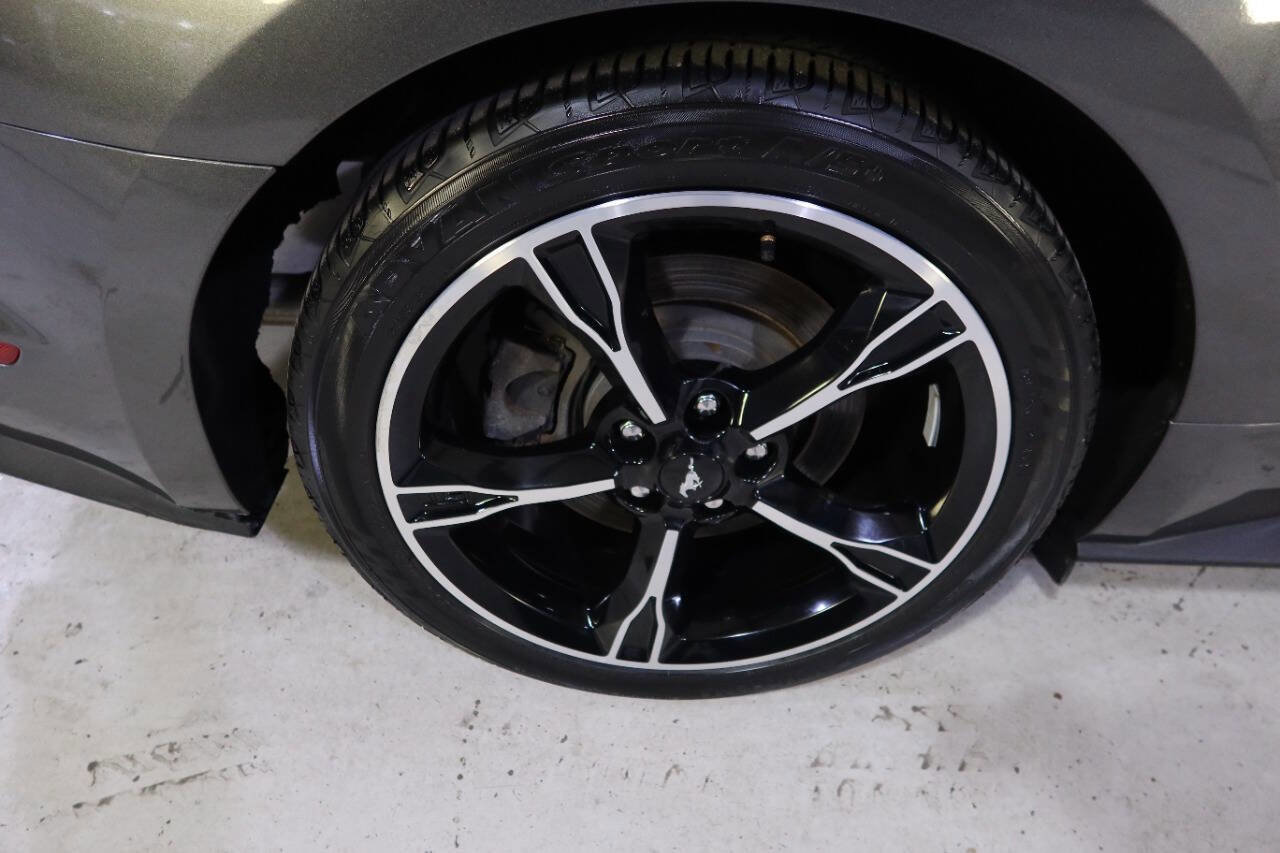 Used 2016 Ford Mustang GT Premium image 32
