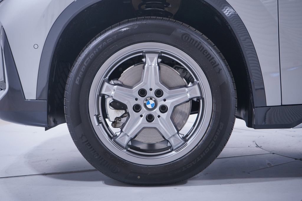 New 2026 BMW X1 xDrive28i image 2