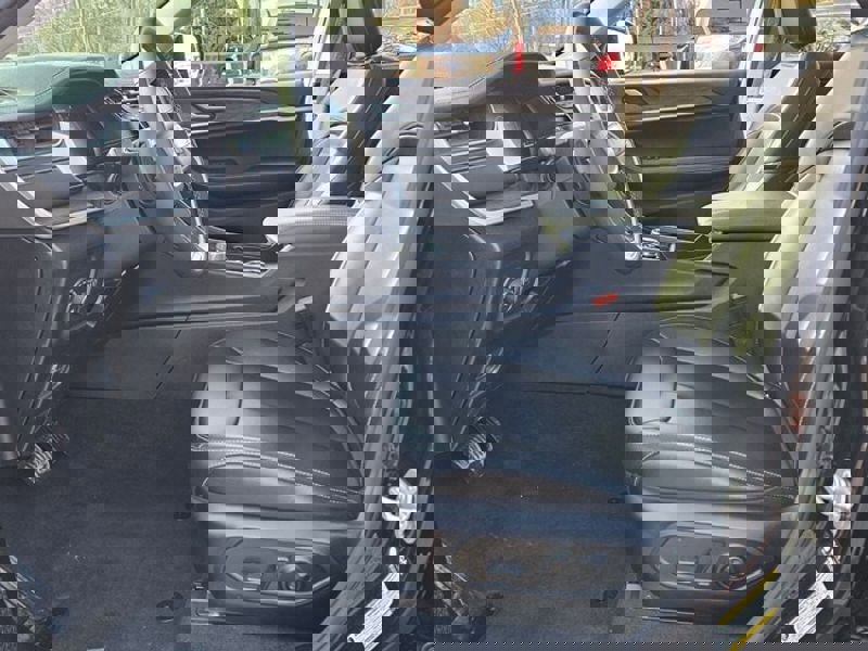 Used 2024 Jeep Grand Cherokee L Limited w/ Black Appearance Package image 6