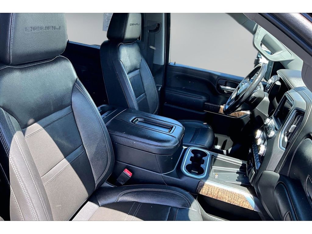 Used 2020 GMC Sierra 3500 Denali w/ Denali Ultimate Package AWD/4WD image 25