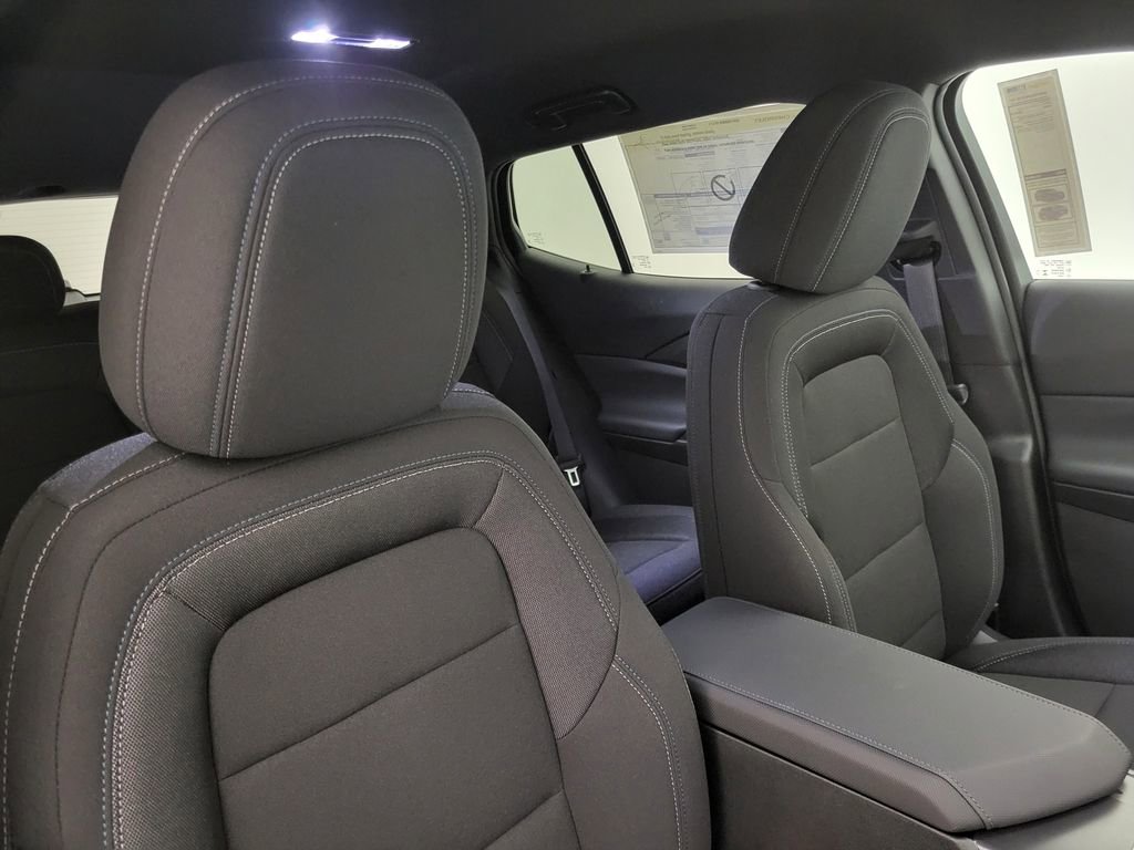 New 2026 Chevrolet Equinox EV LT image 35