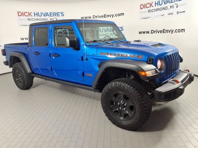 Used 2021 Jeep Gladiator Mojave w/ Trailer Tow Package AWD/4WD image 3