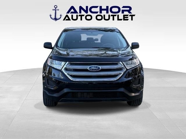 Used 2017 Ford Edge SE image 2