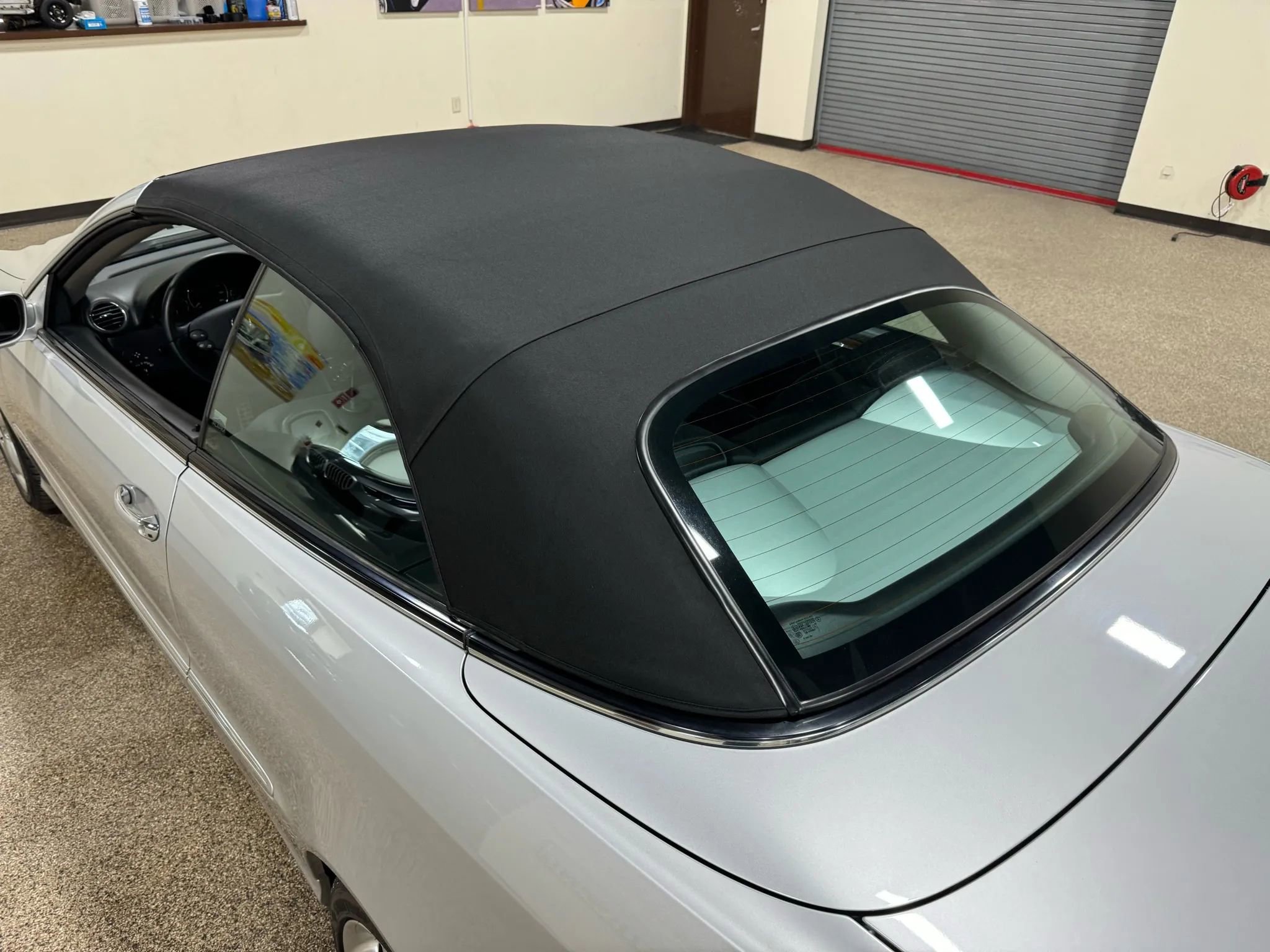 Used 2005 Mercedes-Benz CLK 320 Cabriolet image 21