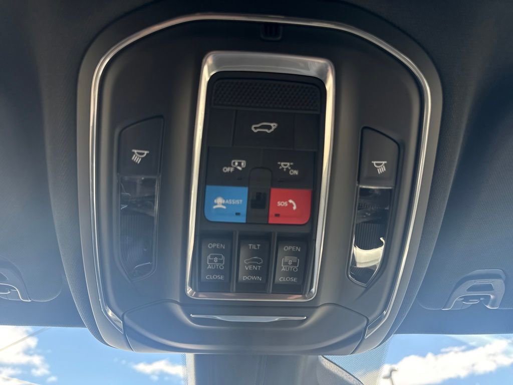 New 2026 Jeep Grand Wagoneer L Limited AWD/4WD image 22