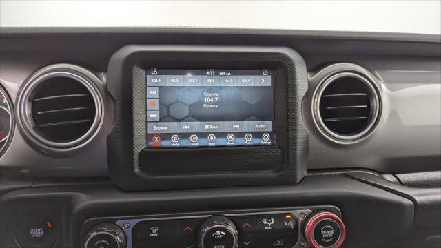 Used 2018 Jeep Wrangler Unlimited Sahara image 26