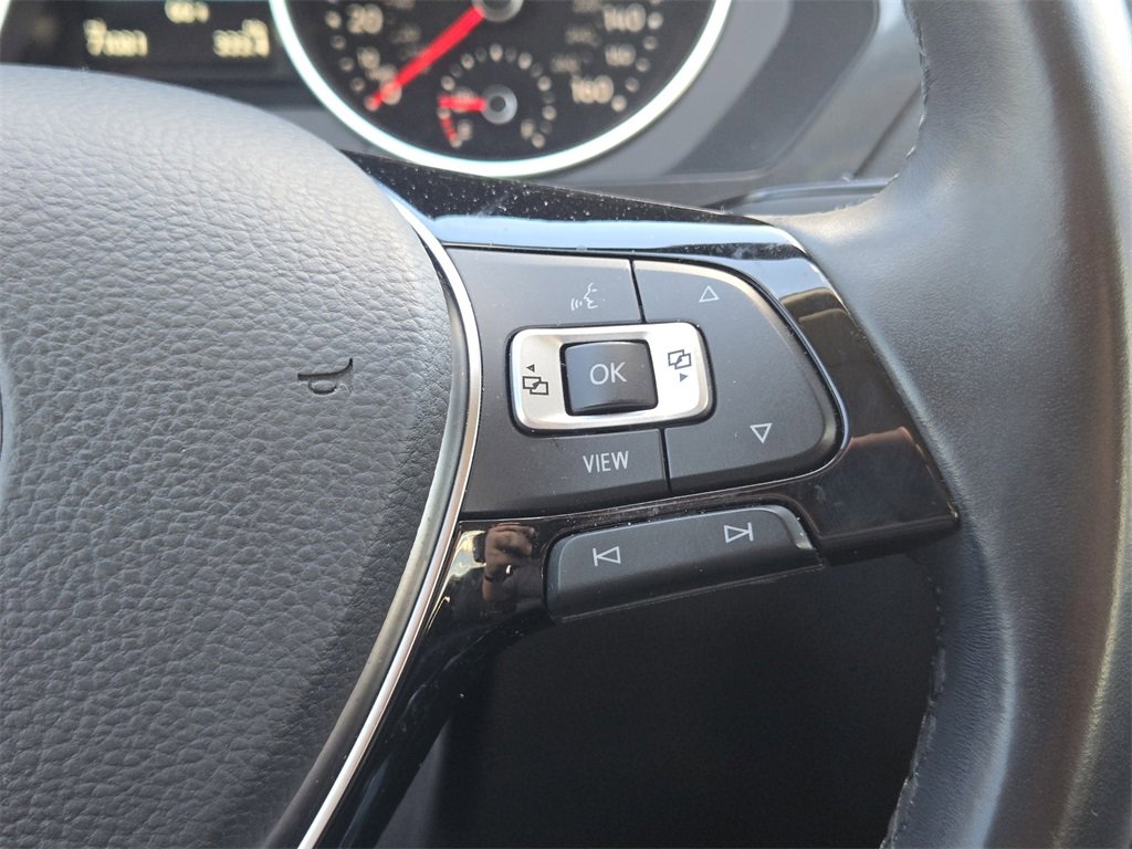 Used 2019 Volkswagen Tiguan SE image 29