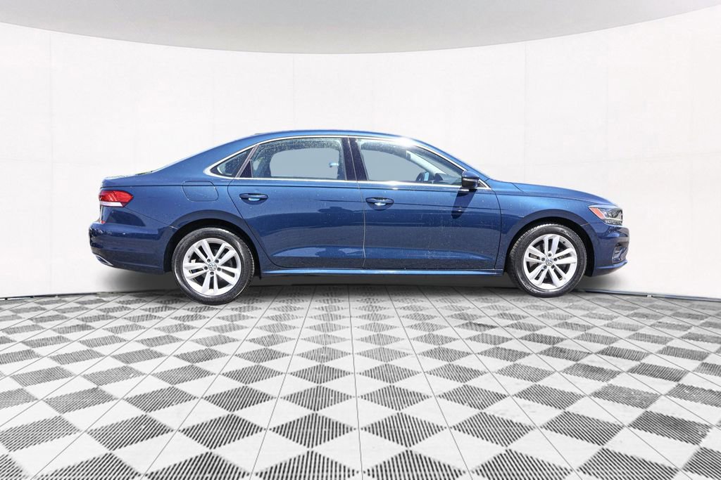 Used 2020 Volkswagen Passat 2.0T SE FWD image 10