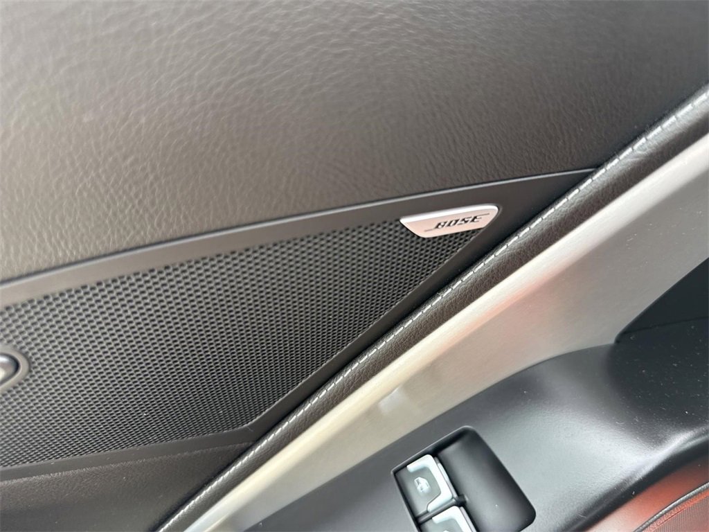 Used 2019 Chevrolet Corvette Stingray Coupe w/ Battery Protection Package image 21