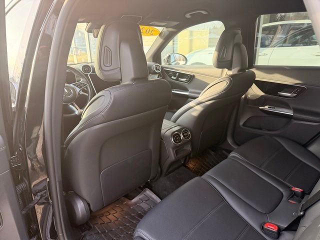 Used 2023 Mercedes-Benz GLC 300 4MATIC image 8