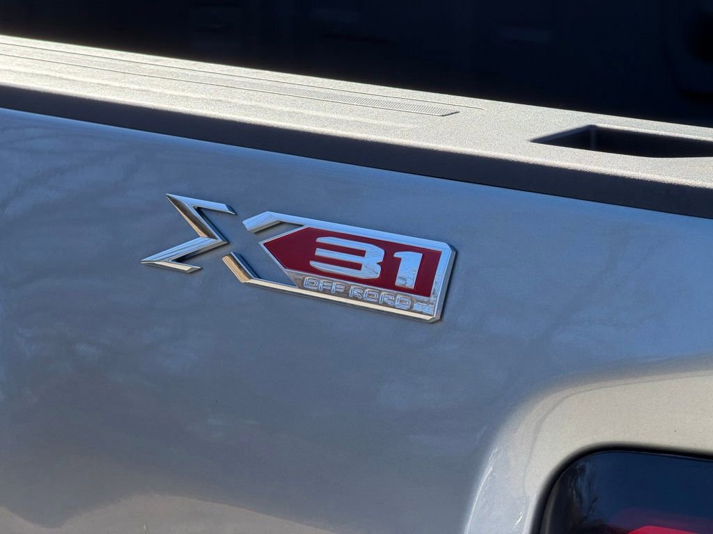 New 2025 GMC Sierra 2500 Pro w/ 1SA Pro Safety Plus Package image 6