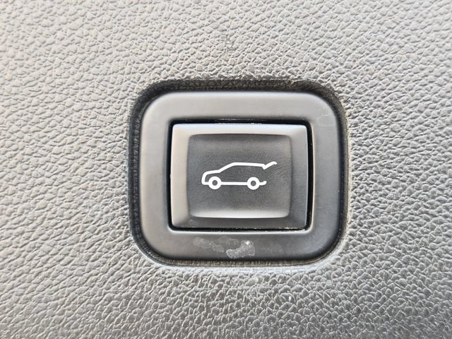 Used 2022 Cadillac XT6 Premium Luxury w/ Platinum Package FWD image 37
