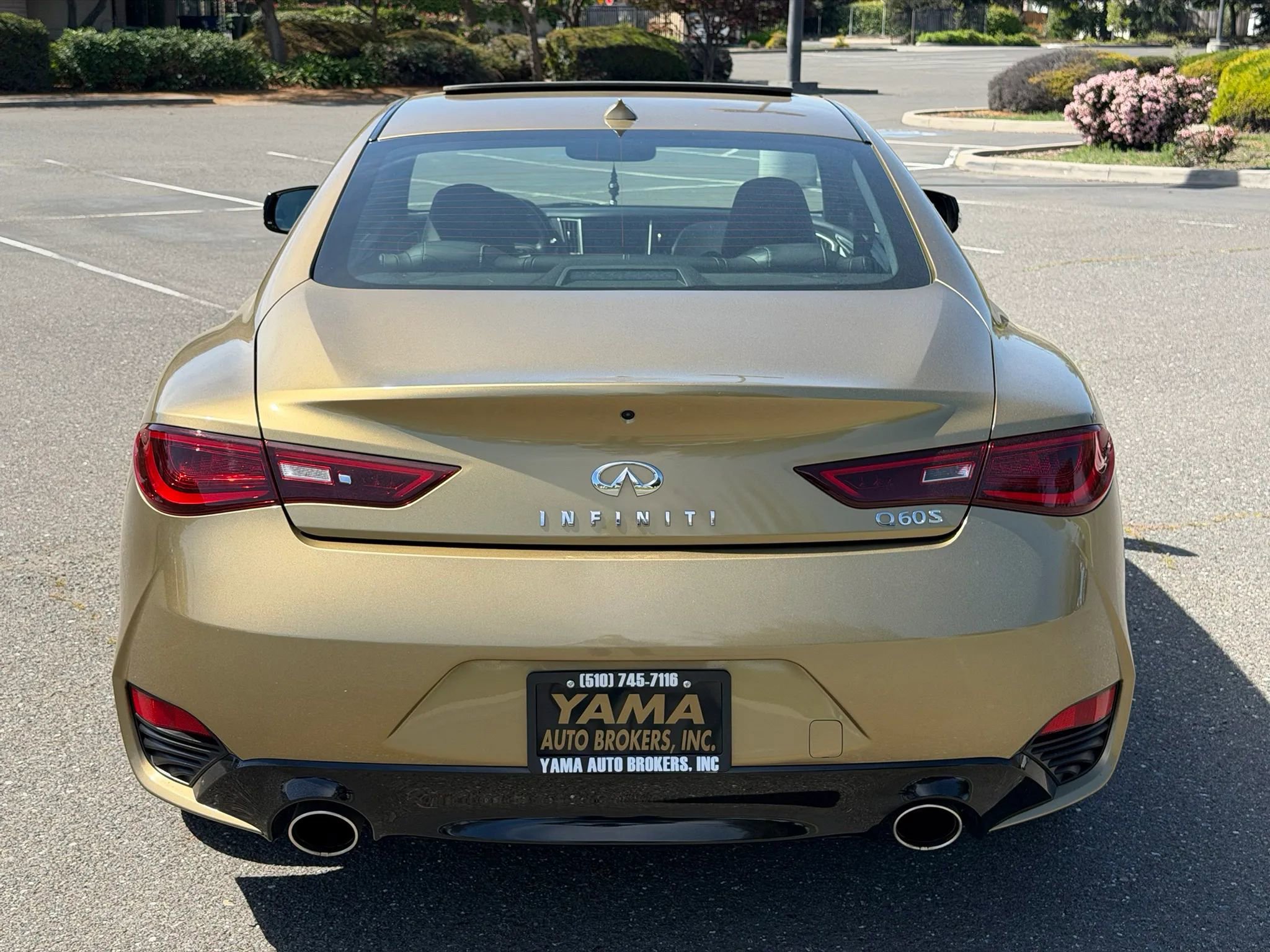 Used 2018 INFINITI Q60 3.0t Sport w/ Sensory Package 3.0T Sport image 4
