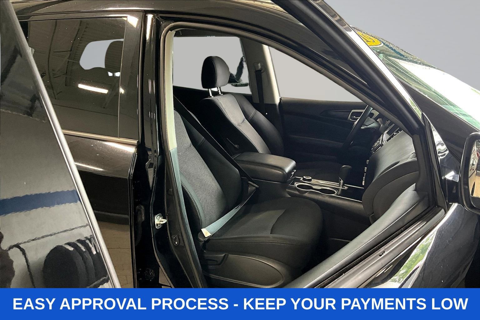 Used 2019 Nissan Pathfinder S AWD/4WD image 35