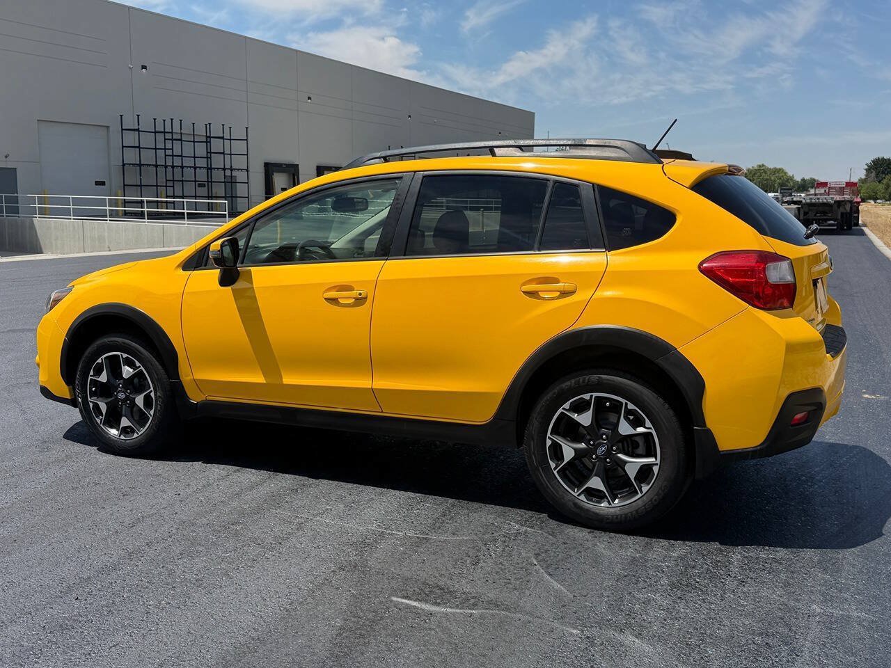 Used 2015 Subaru Crosstrek 2.0i Premium w/ Special Edition Package AWD/4WD image 8