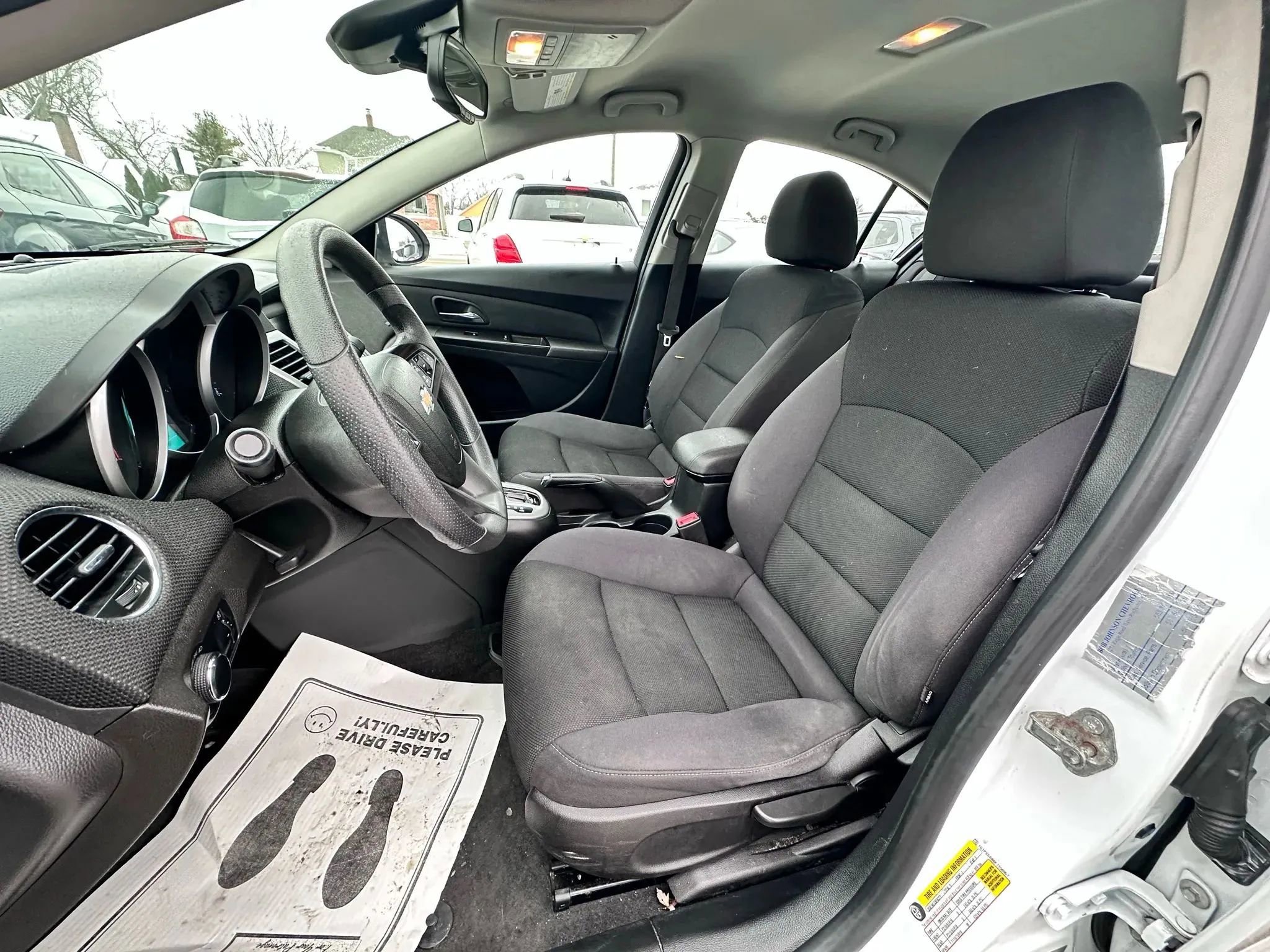 Used 2015 Chevrolet Cruze LT image 11