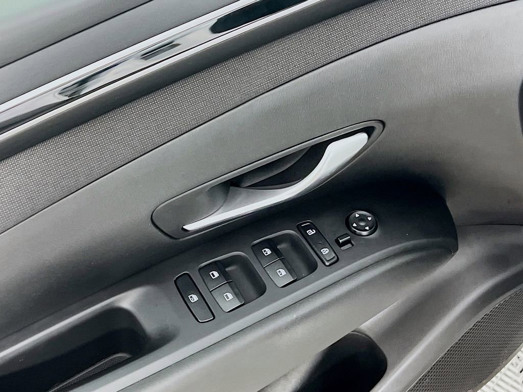 Certified 2023 Hyundai Tucson SEL w/ Convenience Package image 17