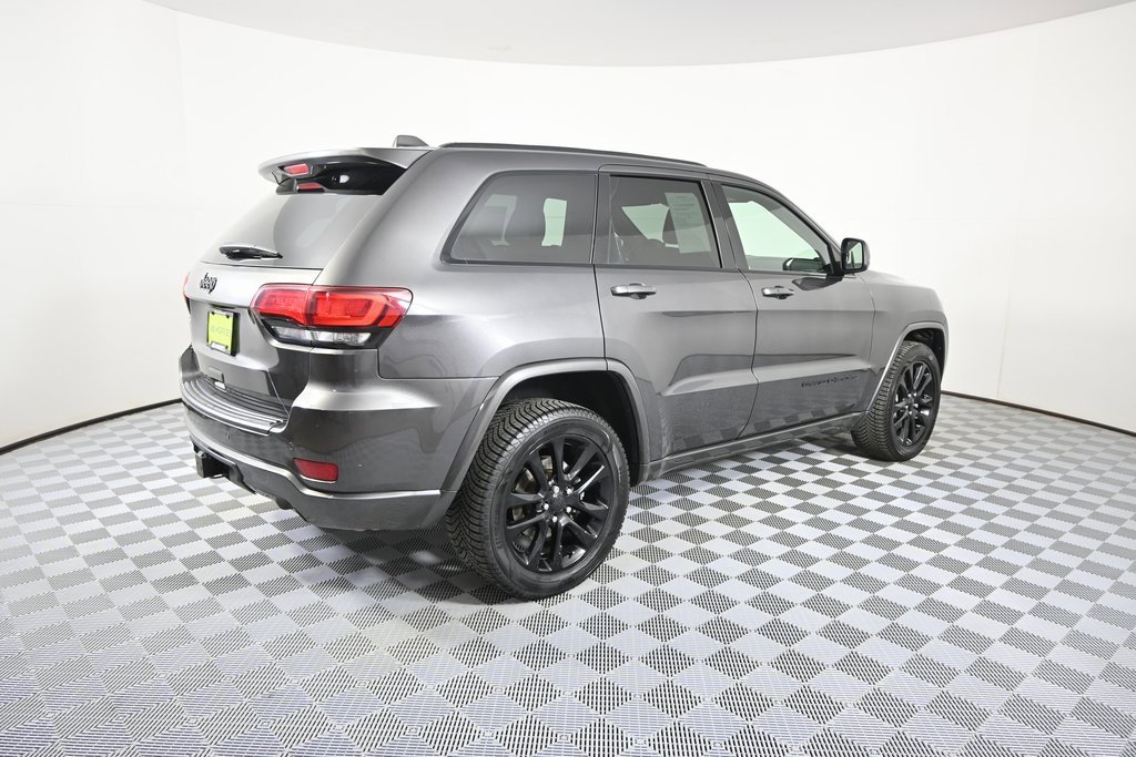 Used 2021 Jeep Grand Cherokee Laredo X image 6
