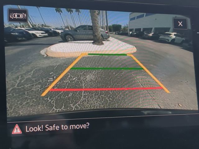 Certified 2025 Volkswagen Taos SE w/ Black Wheel Package image 21