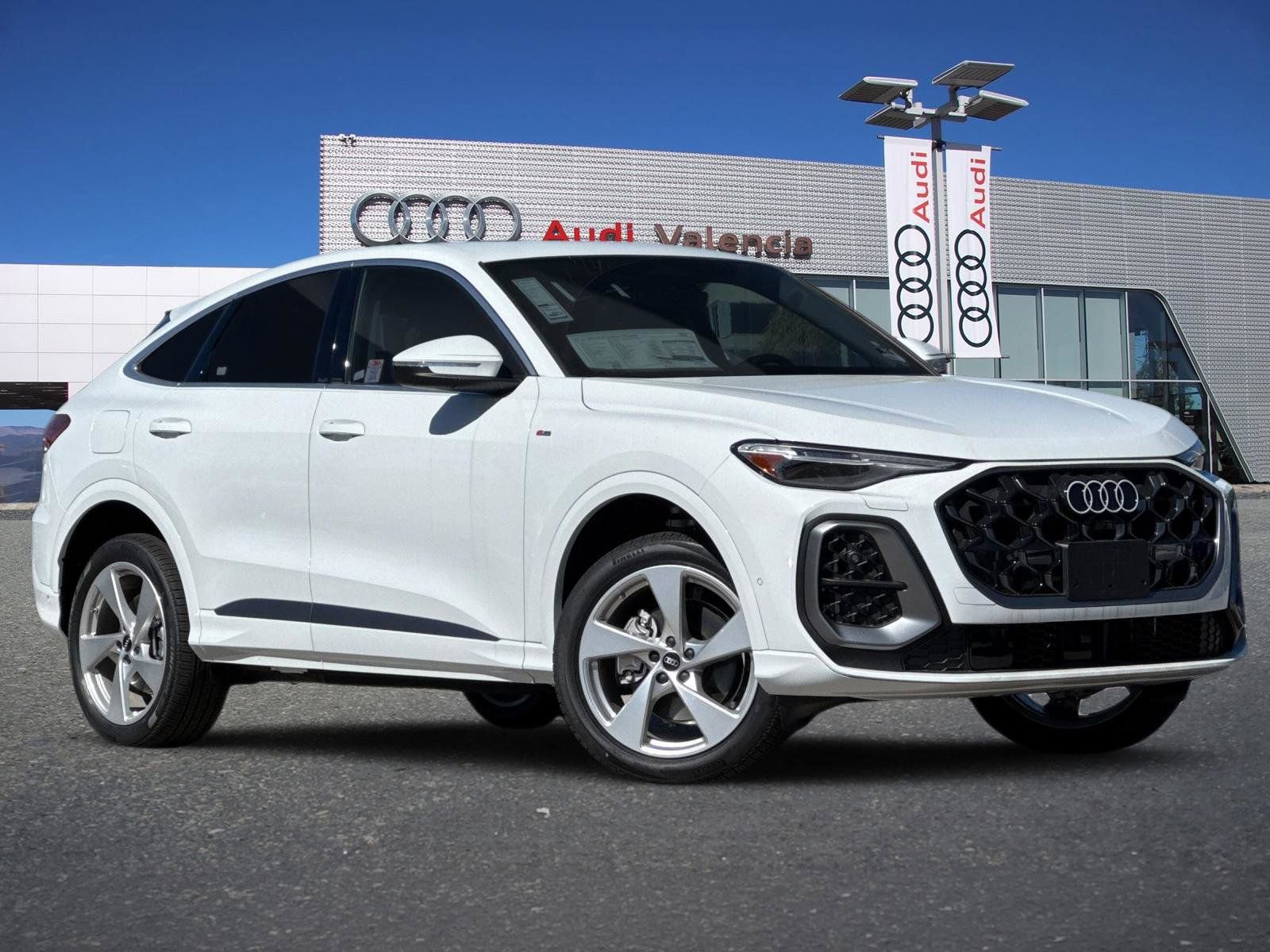 New 2025 Audi Q5 Premium Plus image 2