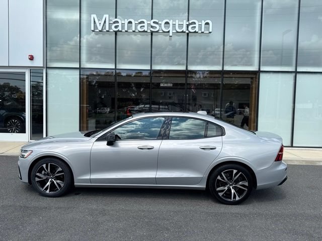 Certified 2024 Volvo S60 B5 Core w/ Climate Package FWD image 2