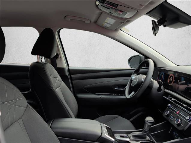 Used 2025 Hyundai Tucson SE FWD image 23