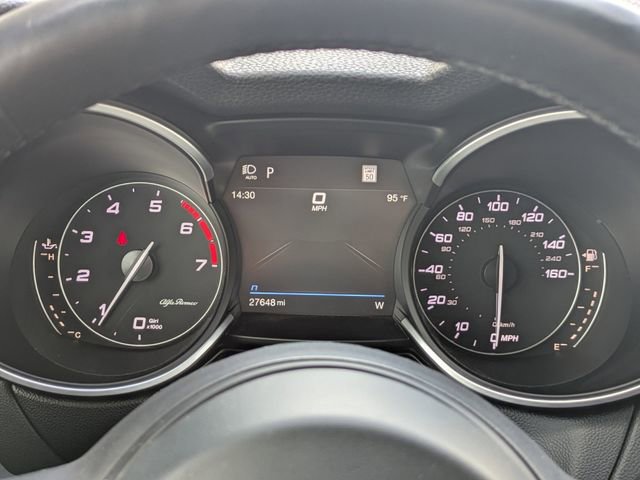 Used 2023 Alfa Romeo Stelvio Veloce image 36