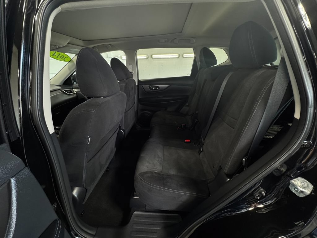 Used 2014 Nissan Rogue SV AWD/4WD image 20