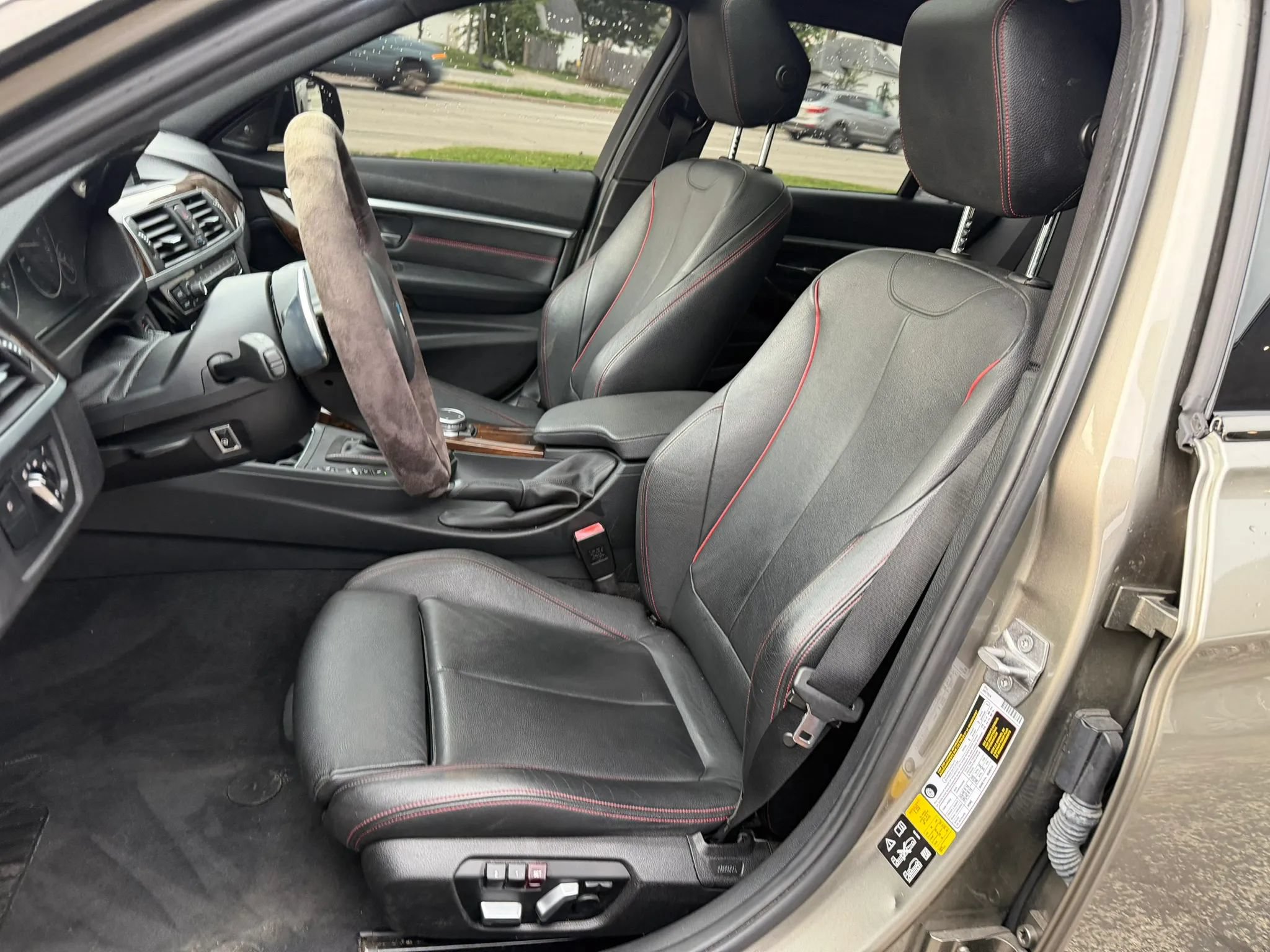 Used 2016 BMW 340i xDrive Sedan AWD/4WD image 29