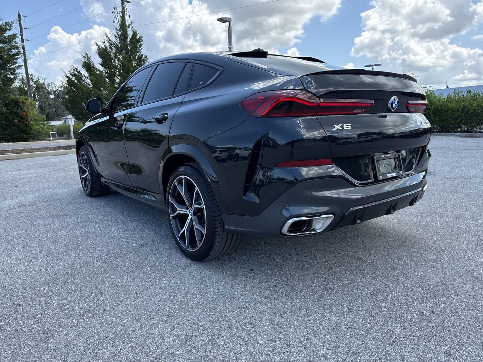 Used 2026 BMW X6 xDrive40i AWD/4WD image 4