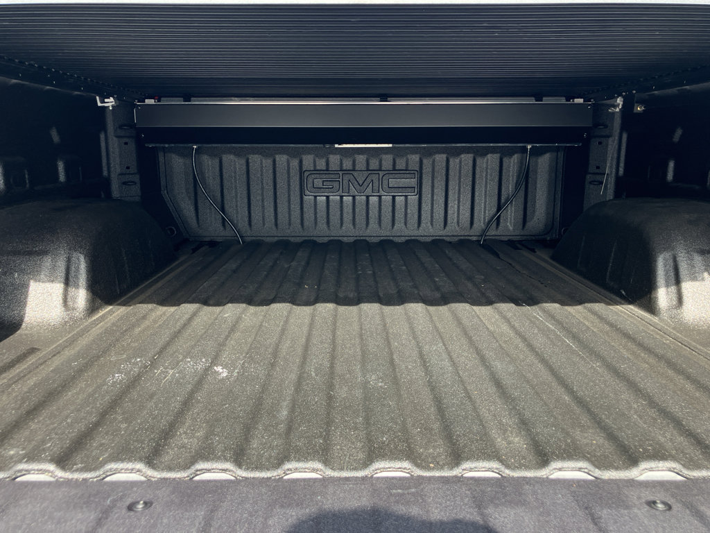 Used 2025 GMC Sierra 1500 AT4X AWD/4WD image 8