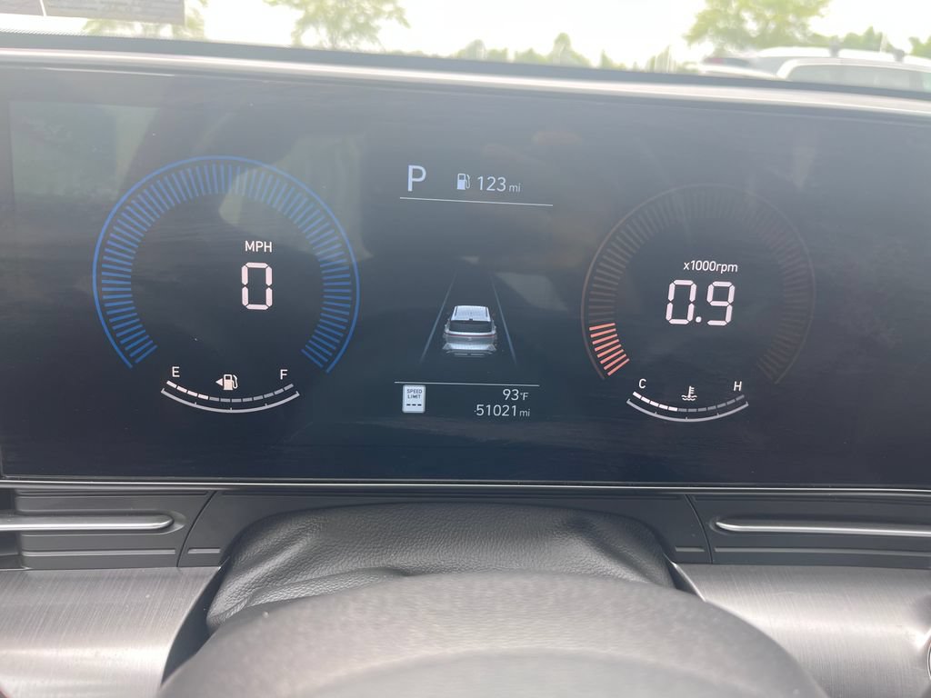 Used 2024 Hyundai Kona SEL AWD/4WD image 12