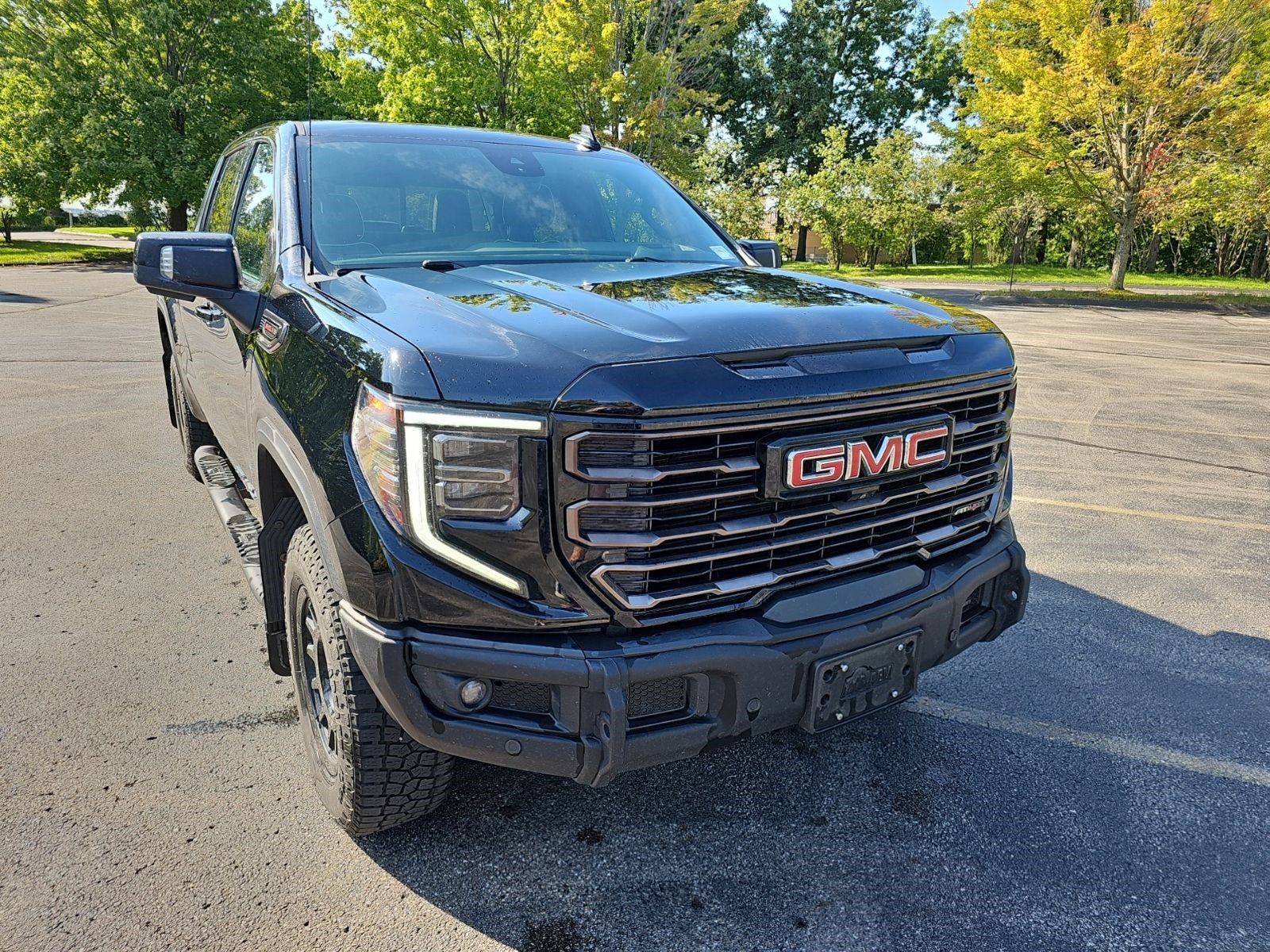 Used 2023 GMC Sierra 1500 AT4X w/ AT4X AEV Edition AWD/4WD image 3