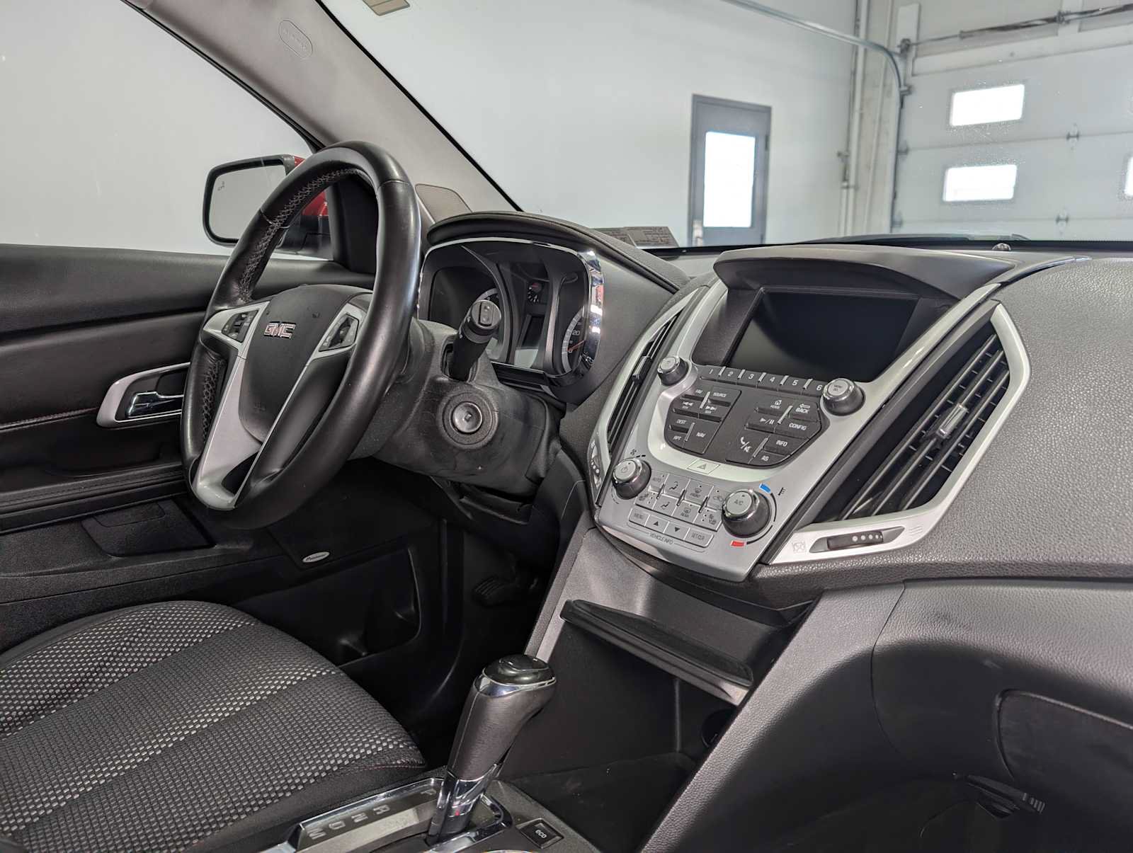 Used 2016 GMC Terrain SLE w/ Driver Alert Package I AWD/4WD image 41