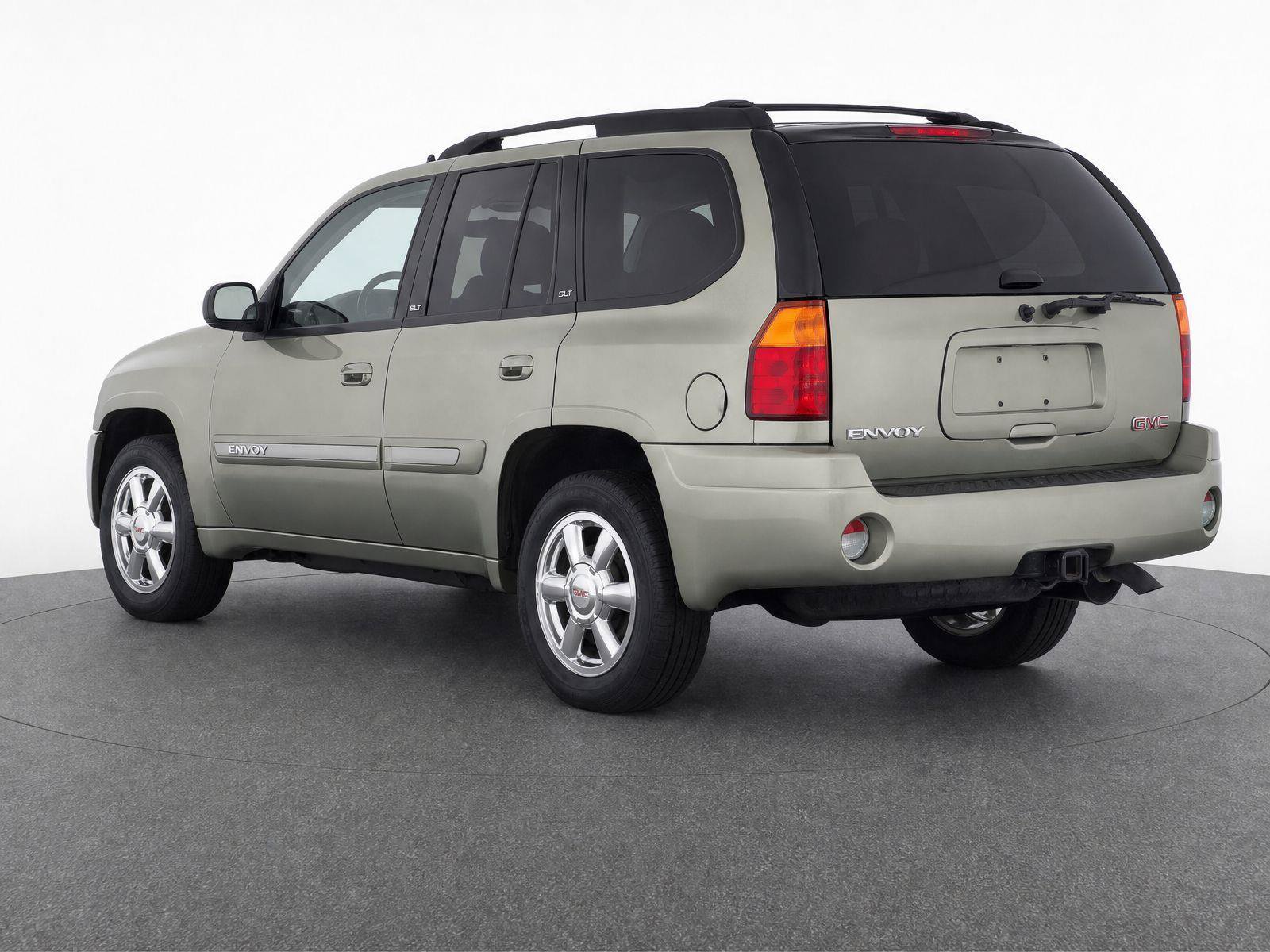 Used 2004 GMC Envoy SLT RWD image 6